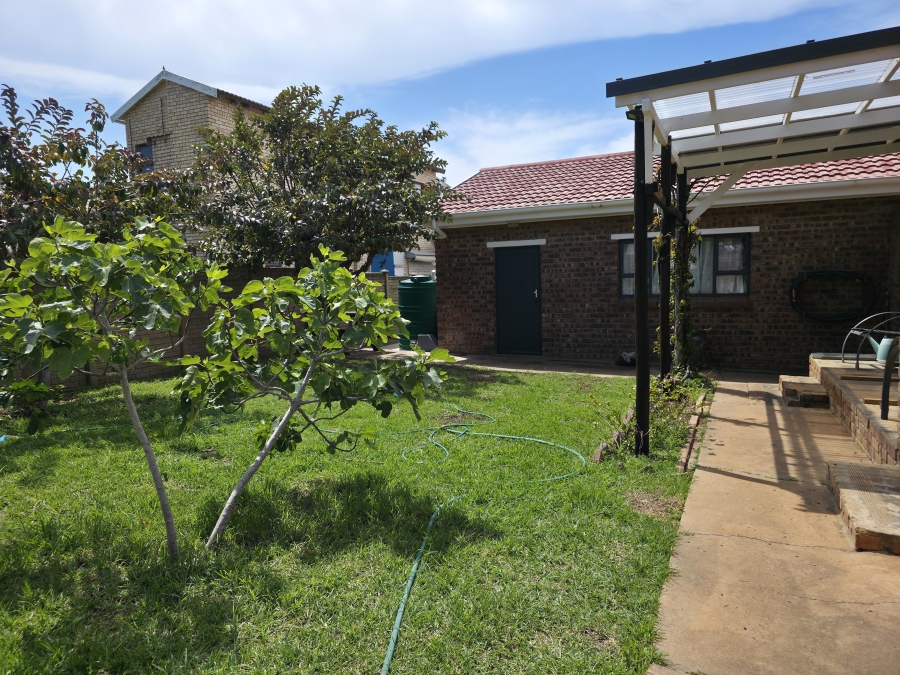 3 Bedroom Property for Sale in Wavecrest Eastern Cape